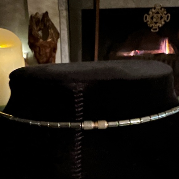 Vintage Hematite Beaded Mother of Pearl Horn Necklace - Picture 3 of 4